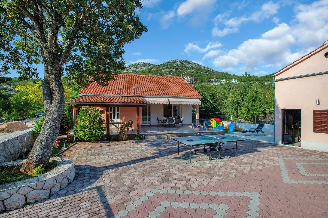 Villa Zvonimir Zagvozd Eksteriør bilde